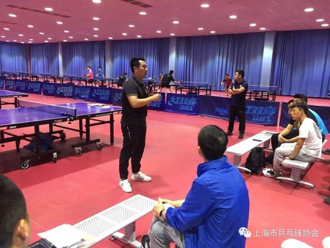 乒乓球教练席敏杰