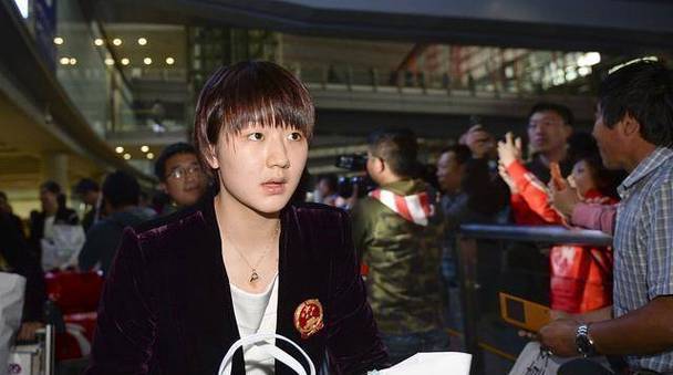 孙颖莎丁宁比赛视频