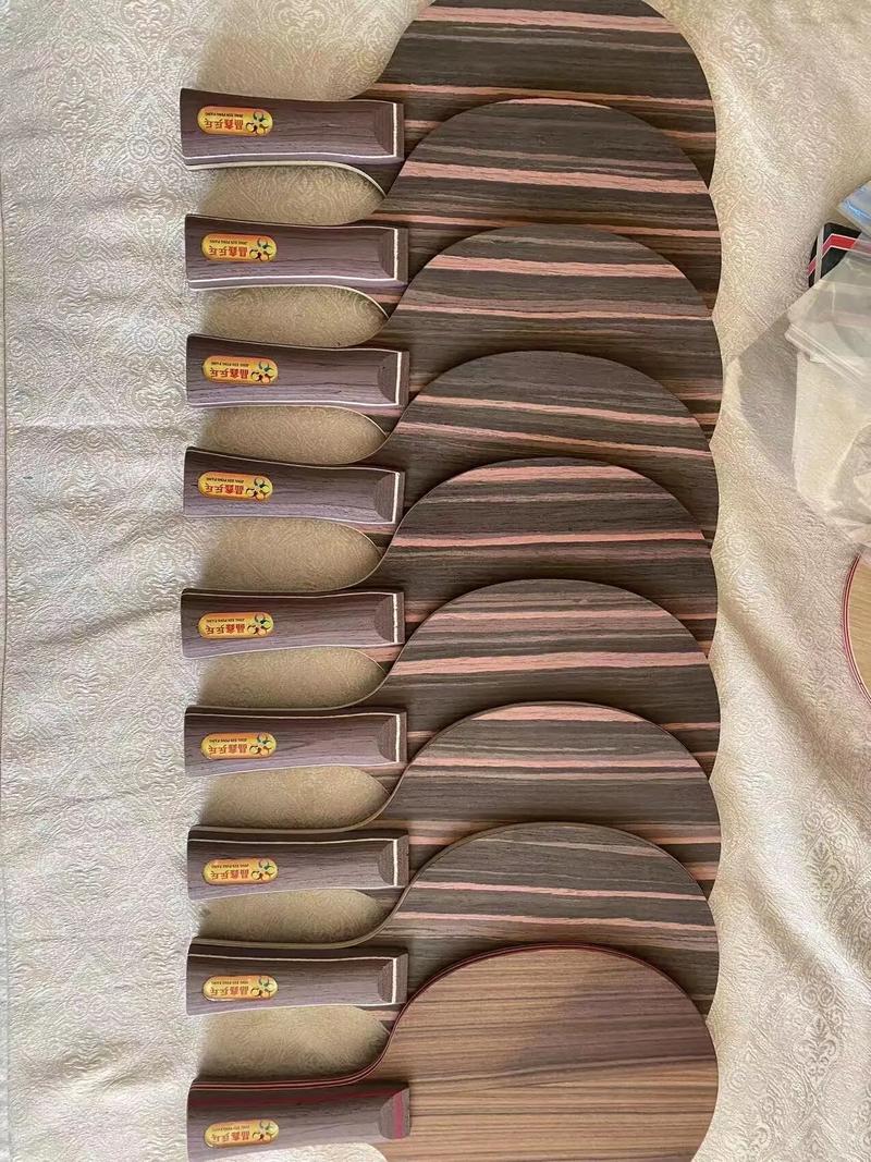 乒乓球粘胶皮要多久