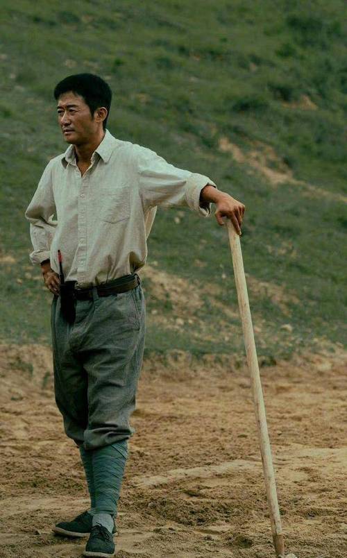 吴京打高尔夫球的照片大全