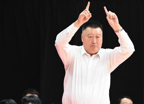 汤姆猫打高尔夫图片