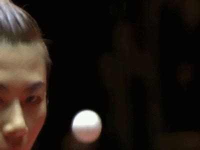 乒乓球向下砍球怎么打