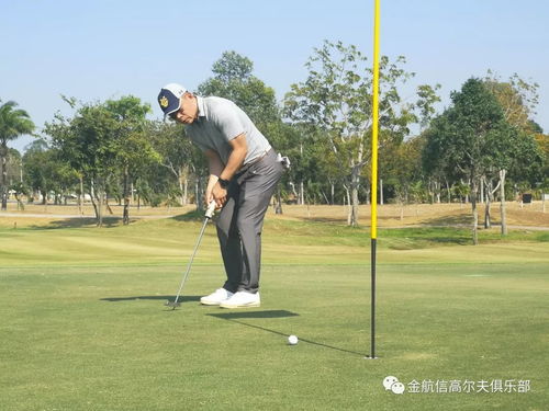 高尔夫球大小对比