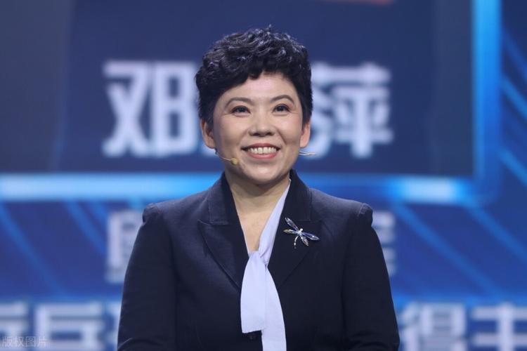 乒乓球名将邓亚萍简介