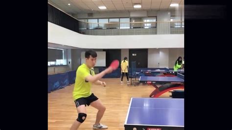 打乒乓球放松的关键和程度视频