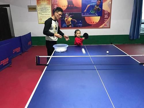 乒乓球霸州幼儿园