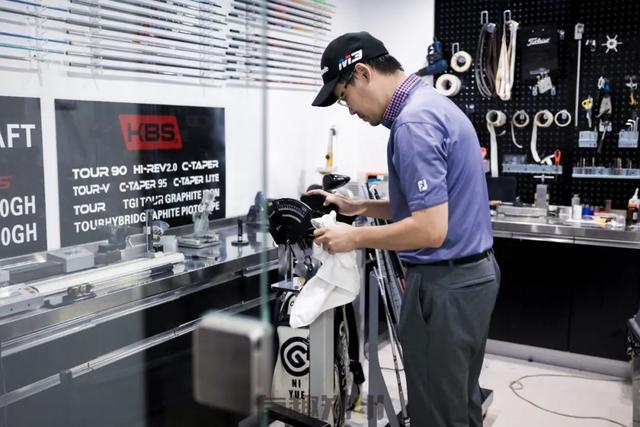 高尔夫球具工作室图片