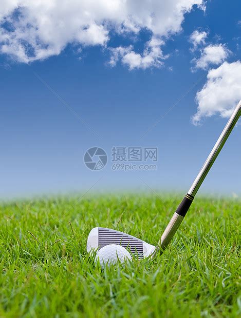 高尔夫球不是圆形的吗图片