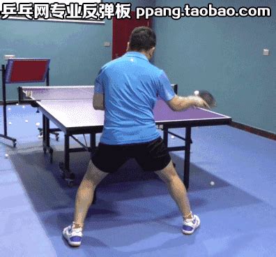 乒乓球砸着发球