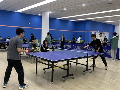 乒乓球解说员有哪几位