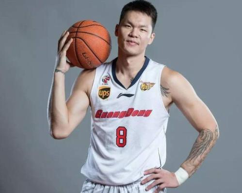 李天一乒乓球