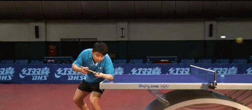 乒乓球发球能不能发角落