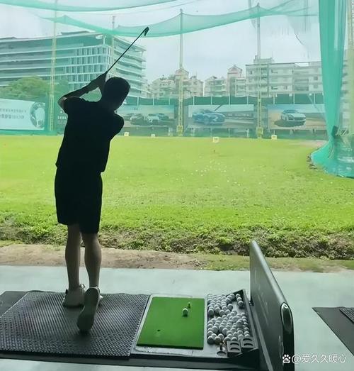 高尔夫球情感话题