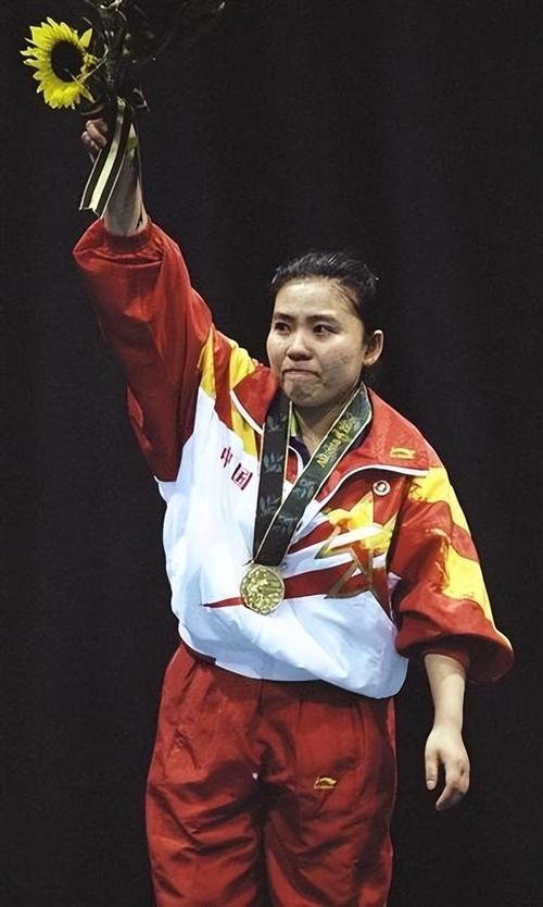 乒乓女将邓亚萍