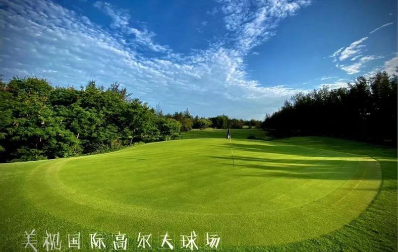 龙湾高尔夫球场