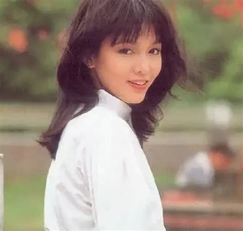 郑裕玲赌片