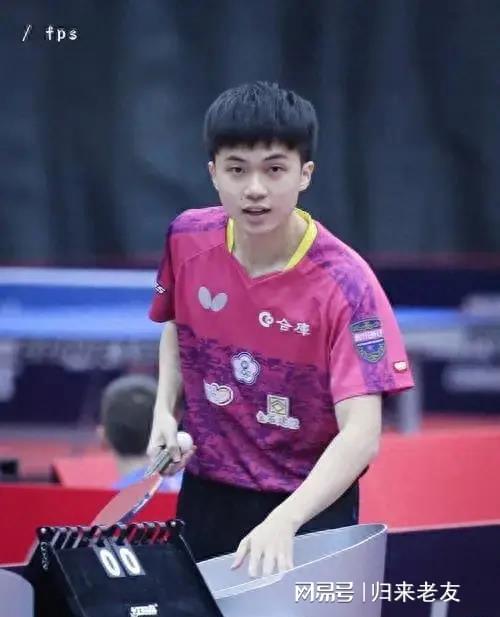 乒乓球的战术种类中发球抢攻是打法的杀手锏