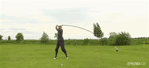 打高尔夫球怎么消费