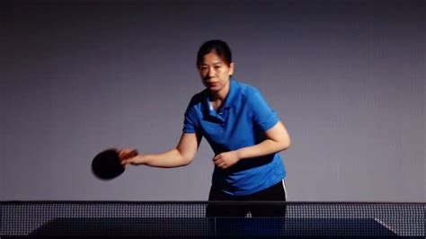 乒乓球正手拉球训练步骤