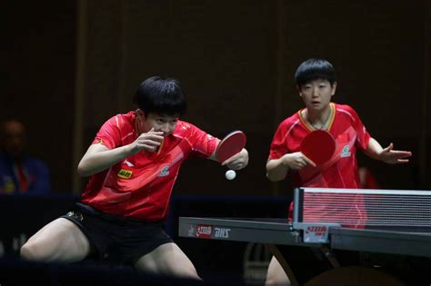 乒乓球拨拉球怎么接