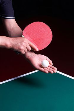 自制乒乓球扣球台视频