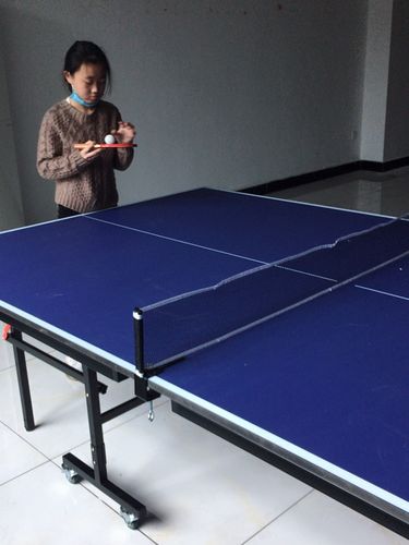 乒乓球桌的安装详细步骤图