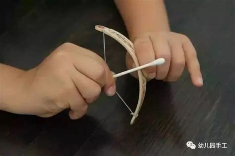 棉签怎么制作成球形花瓶