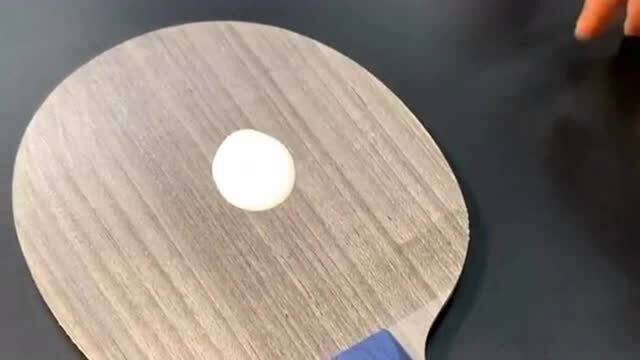 用纸做的笔筒